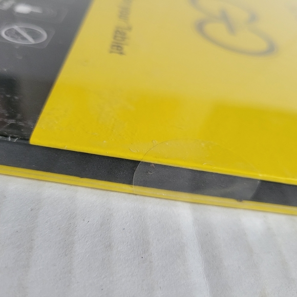 JETech Screen Protector... Tempered Glass Film (New) - Picture 5 of 6